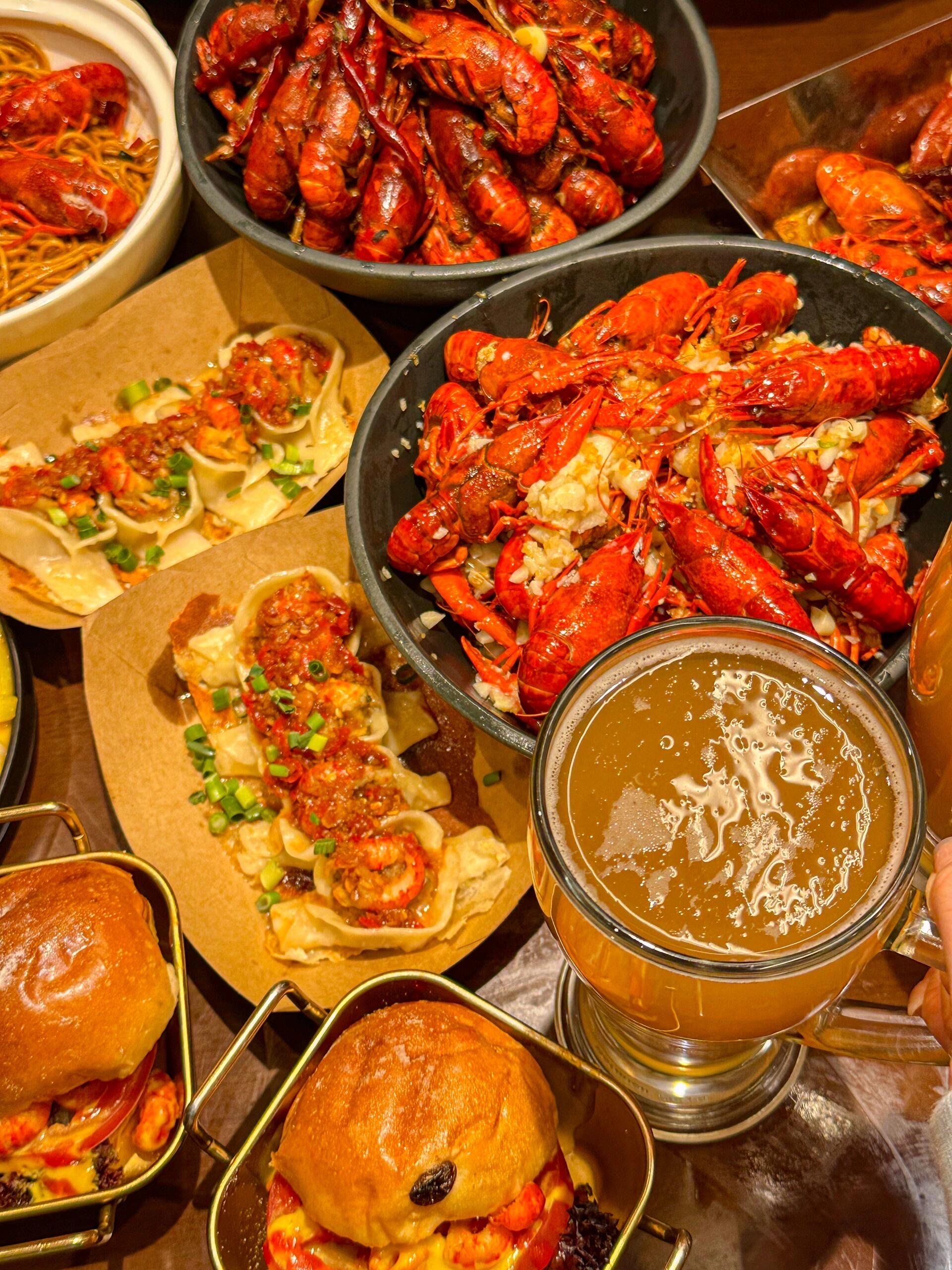 《硬盘槽命名：从“冷门编号”到“运维艺术”的进阶之路》